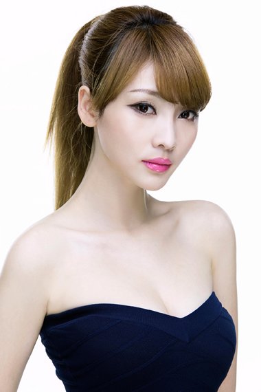 Ů׼ͷ 뷢