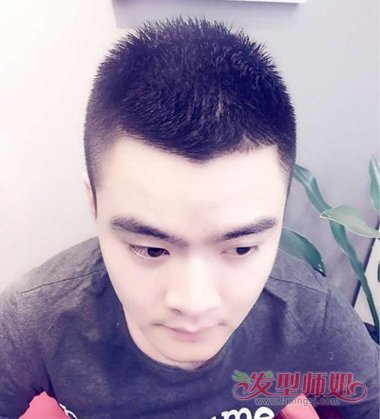 圆寸留大背头过渡期 男士长圆寸发型图片