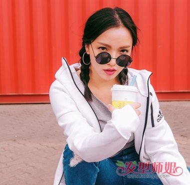 中等头发怎么样扎好看又简单 中等长发的扎发方法