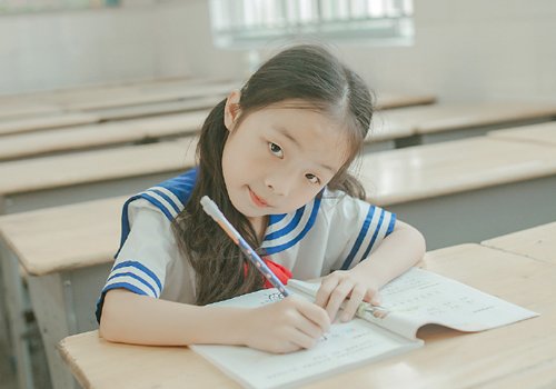 24곤СɰƯ ŮԼԸ㶨ļʱ