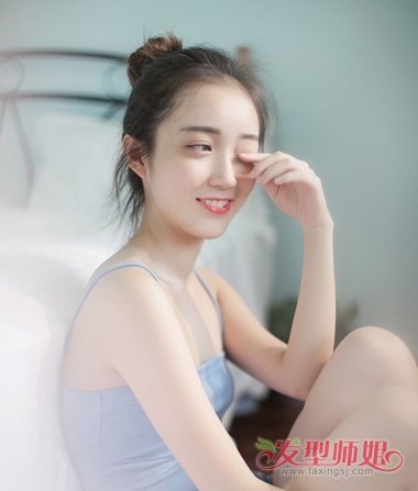 扎出漂亮的盘发发型 中长发漂亮简单盘发步骤