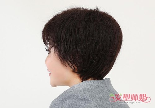 玉米须短发简直就是头发少女生的救星！ 24中年女士新款玉米须短发设计